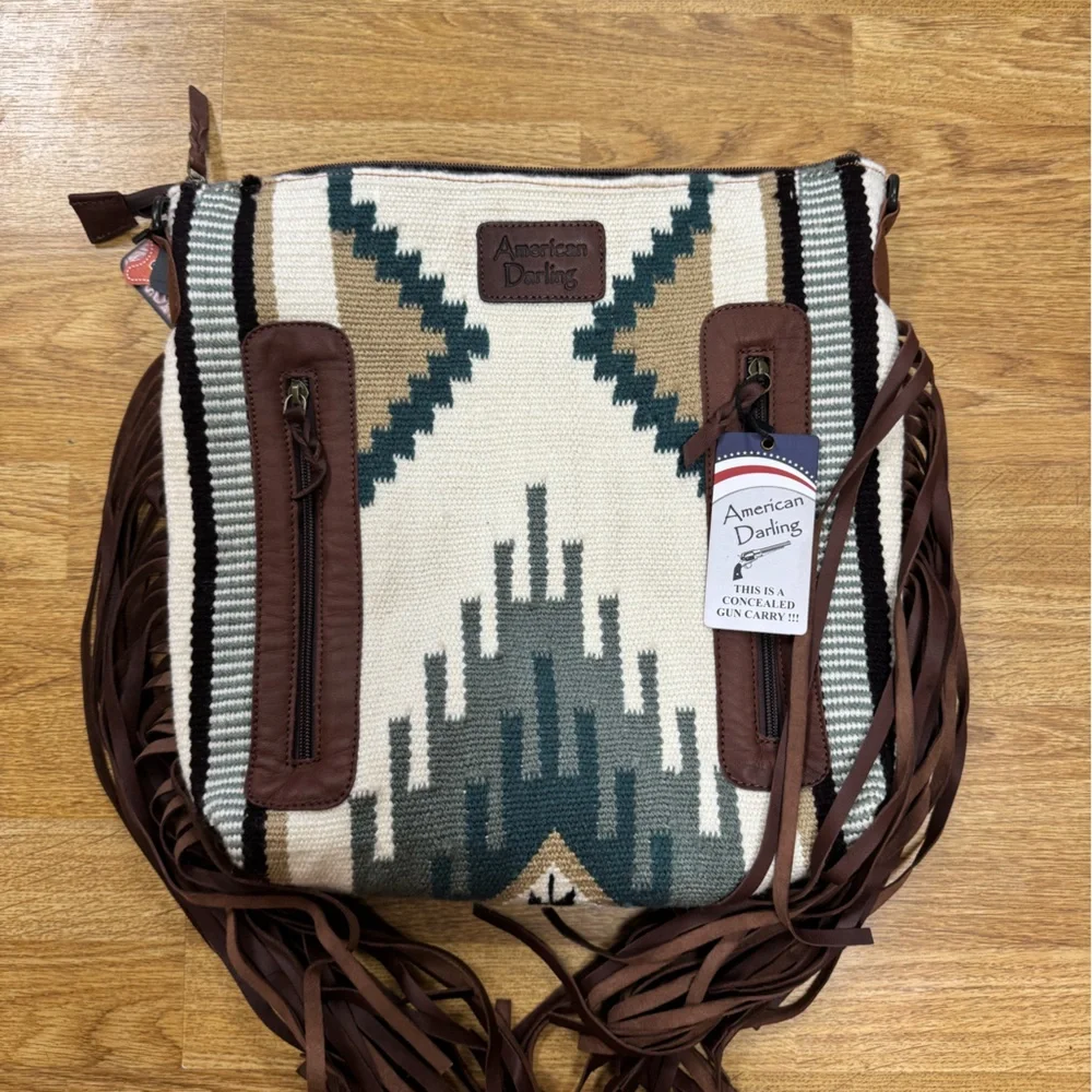 American Darling Fringe Saddle Blanket Purse - Picture 4 of 8